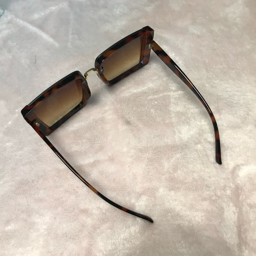 Womens Sunglasses Oversized Thick Tortoise Shell Brown Square Fashion - Picture 6 of 16